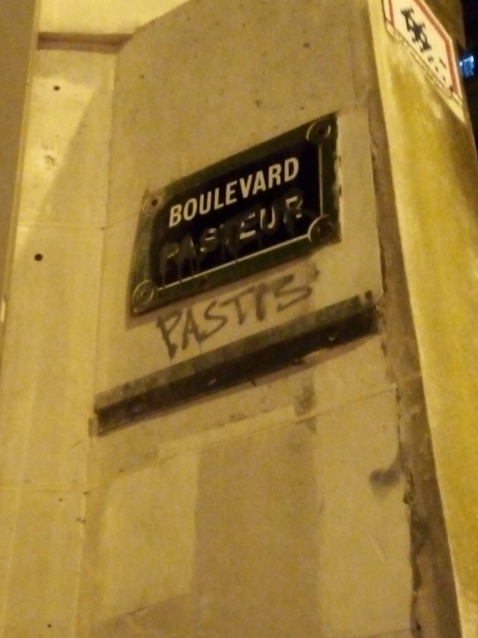 BOULEVARD PASTIS